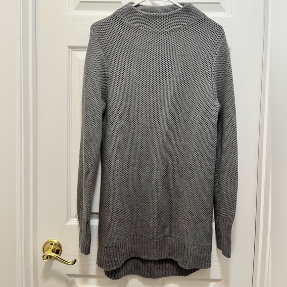 Duluth Trading Honeycomb Mock Neck Sweater Size Medium - Picture 1 of 5